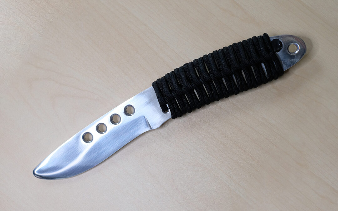TW011SGB – Cydel’s Knife (Crossed String Handle)